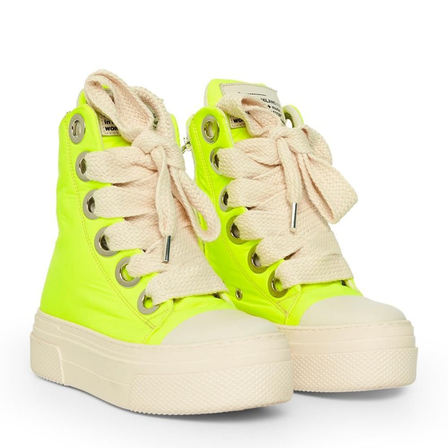 Collections CRISTIANZEROTRE | Calipso 300 Neon Yellow